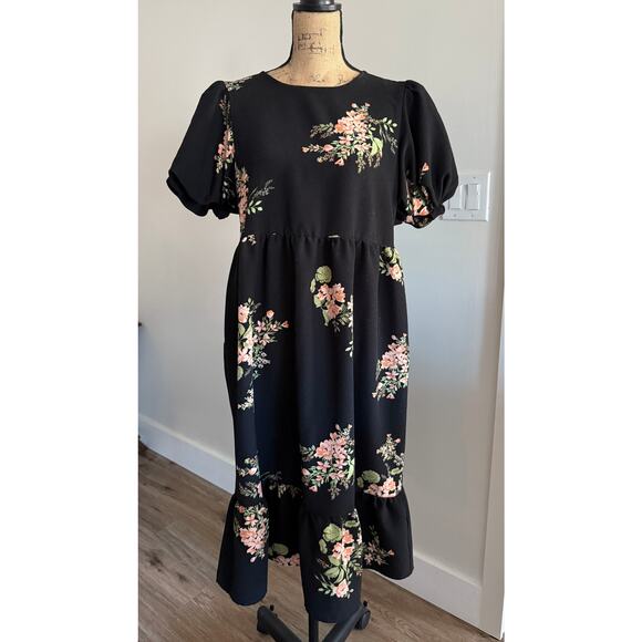 Sugarlips Dresses & Skirts - Sugarlips Black Floral Midi Dress Size Medium